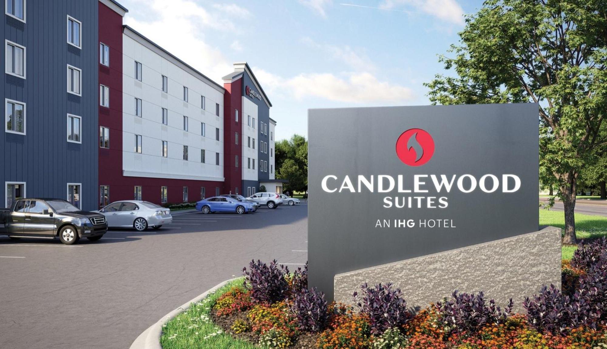 Candlewood Jackson 2*